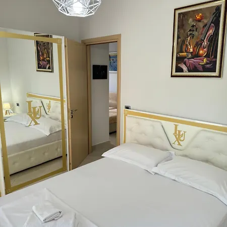 Centre Spacious Lions Gate 5 Vlore
