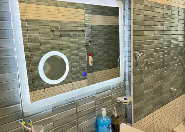 Appartamento Vlora Centre Lions Gate 1 *