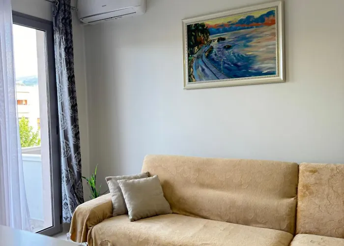 Appartamento Vlora Centre Lions Gate 1 *